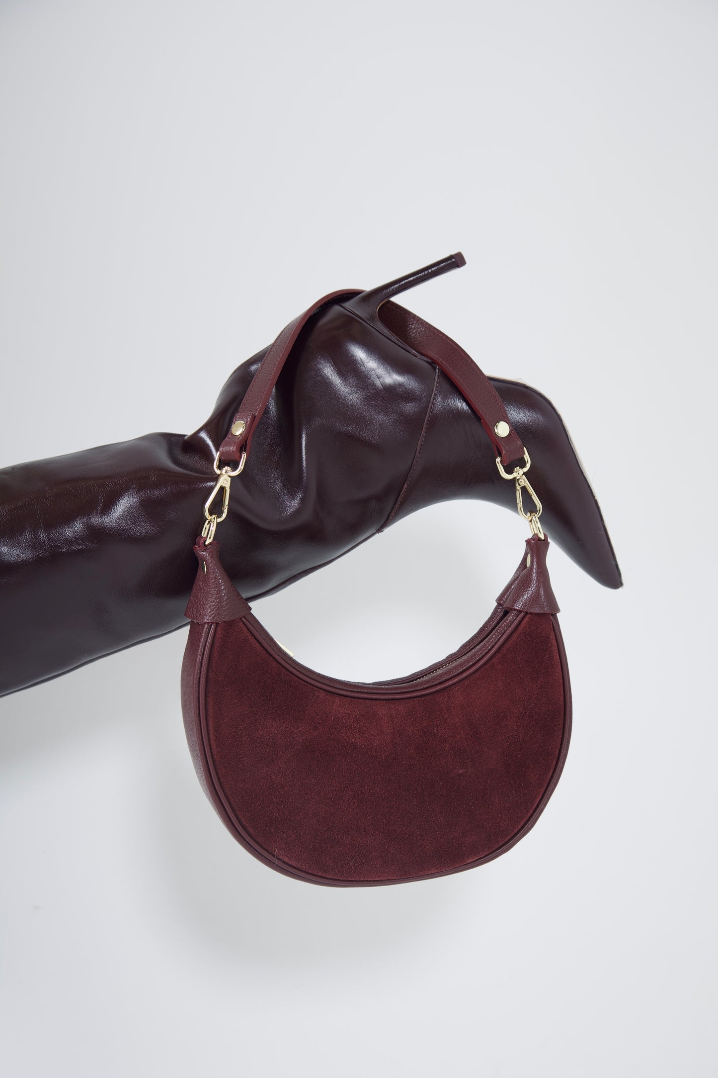 Kyra Saddle Handbag Suede