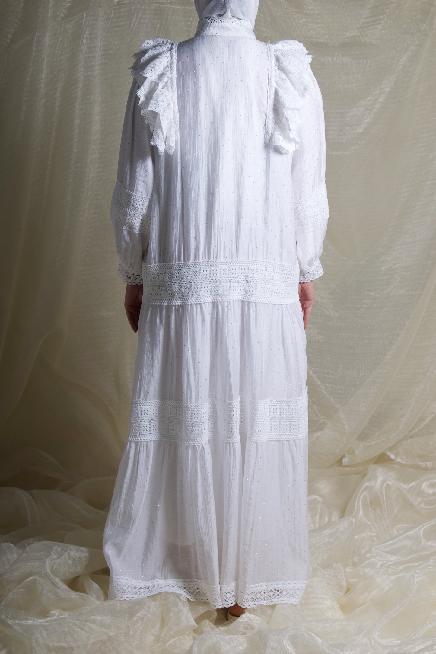 Romantic Laced Dress White