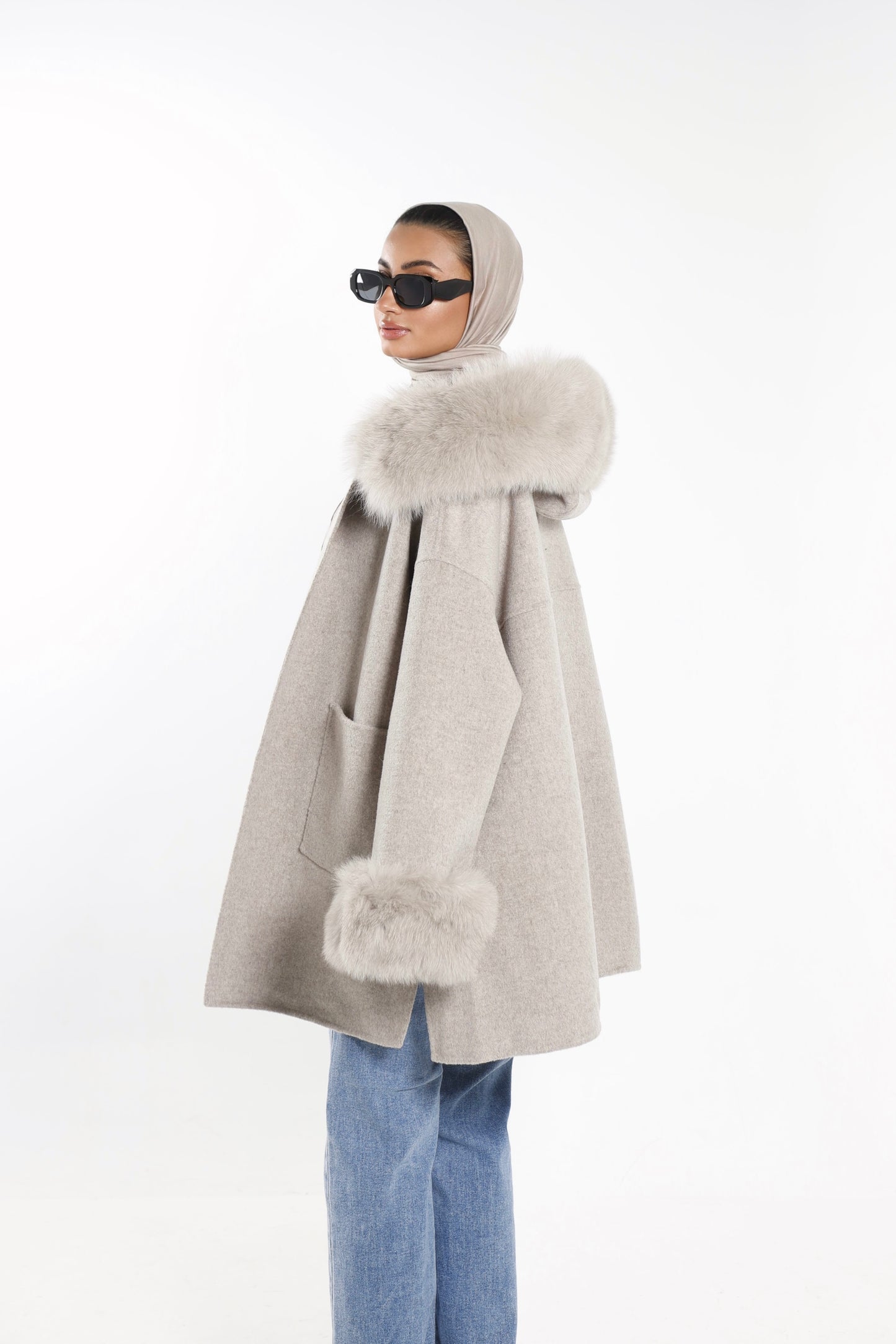 Cashmere Caot With Fur